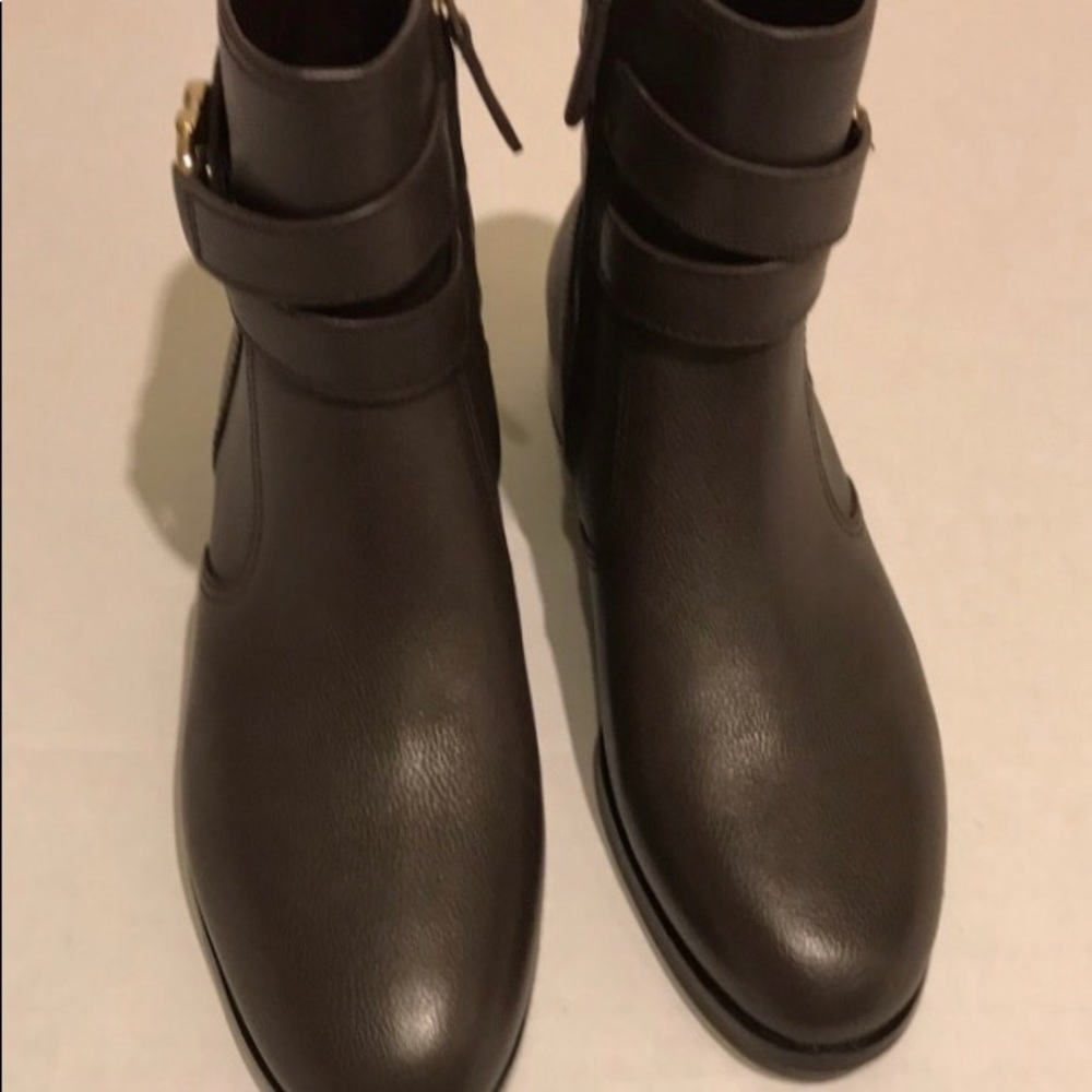 Tory Burch Gemini Link Leather Boots